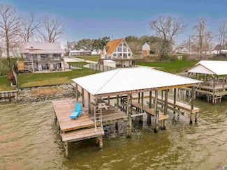 6290 False River Rd, Oscar, LA 70762