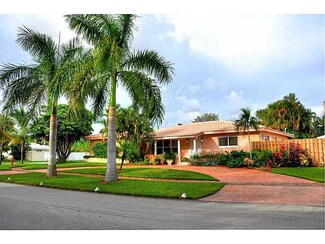 1901 NE 52nd St, Fort Lauderdale, FL 33308