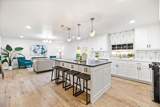 1827 Addington Dr, Carrollton, TX 75007