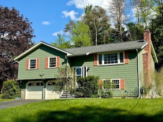 33 Simon Willard Rd, Acton, MA 01720