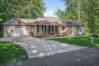 700 Rolling Acres Rd, Smithville, TN 37166