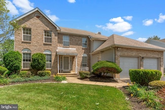 2737 Woodsview Dr, Bensalem, PA 19020