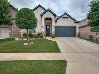 6709 Cambridge Dr, North Richland Hills, TX 76180
