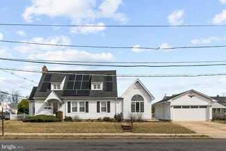 102 Churchill Ave, Trenton, NJ 08610