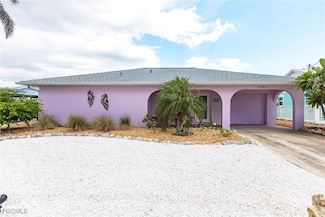 3693 Ruby Ave, Saint James City, FL 33956