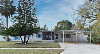 623 Camellia Ct, Sanford, FL 32773