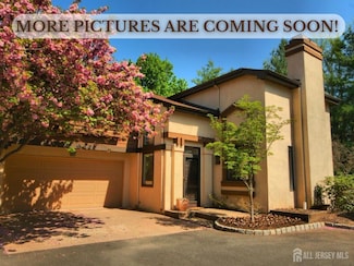 528 Sayre Dr, Princeton, NJ 08540