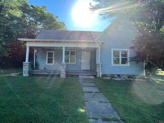 409 N Maple St, Urich, MO 64788
