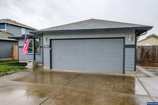 2942 Mount Vernon St SE, Albany, OR 97322