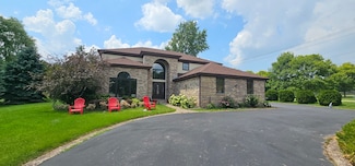 2 Rutgers Ct, Hawthorn Woods, IL 60047
