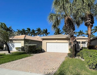 9675 Crescent View Dr N, Boynton Beach, FL 33437