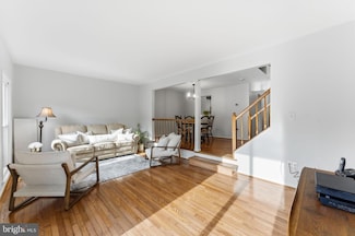 14435 Salisbury Plain Ct, Centreville, VA 20120