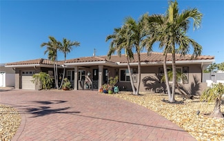 2260 E Vina Del Mar Blvd, Saint Pete Beach, FL 33706