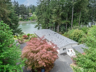 2419 Rocky Point Rd NW, Bremerton, WA 98312