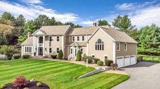 12 Carter Ln, Andover, MA 01810
