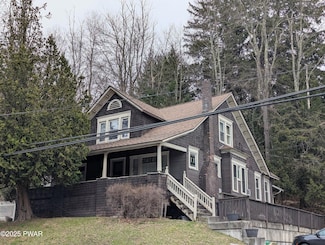 647 W Park St, Honesdale, PA 18431