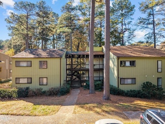 514 Pine Ridge Place, Raleigh, NC 27609