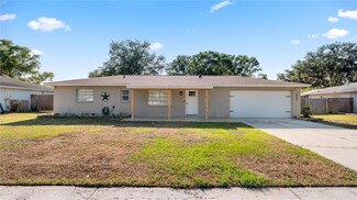 5005 Misty Lake Dr, Mulberry, FL 33860