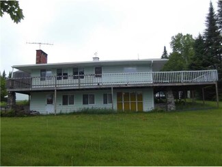 18 Piper Ln, Abbot, ME 04406