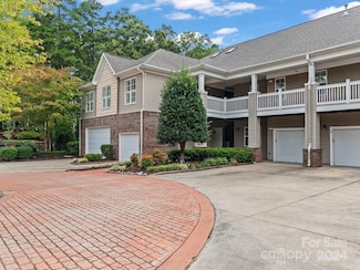 8913 Rosalyn Glen Rd, Cornelius, NC 28031