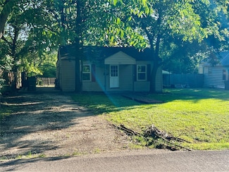 801 W Jefferson St, Waxahachie, TX 75165
