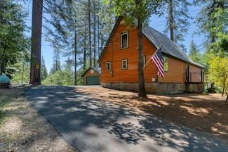 1887 Lightning Ln, Arnold, CA 95223