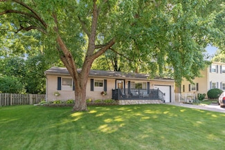 5843 Ridge Rd, Stevensville, MI 49127