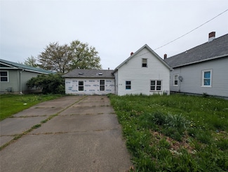 716 E 15th St, Erie, PA 16503