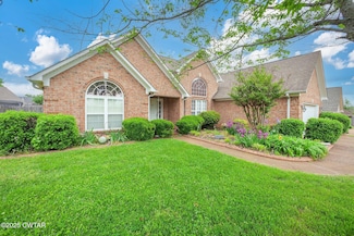 184 Passmore Ln, Jackson, TN 38305