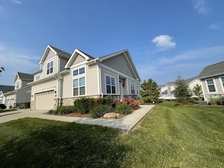 2667 Oxford Cir, Ann Arbor, MI 48103