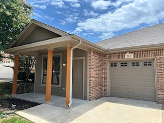383 Orbit Dr, Lavon, TX 75166