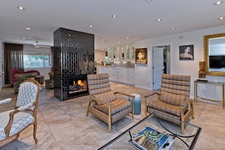 2200 Acacia Rd E, Palm Springs, CA 92262