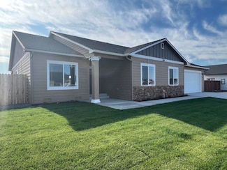 3723 La Habra Way, Klamath Falls, OR 97603