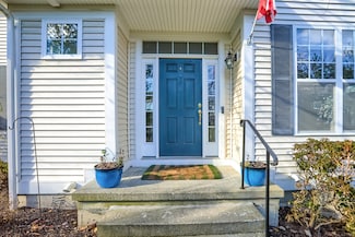 28 Crestview Ln Unit 28, Danbury, CT 06810