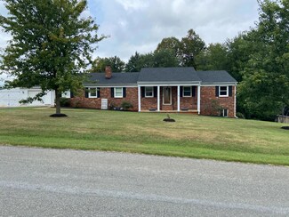 135 Glenacre Dr, Rustburg, VA 24588
