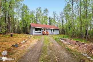 2411 N Friar Tuck Ct, Wasilla, AK 99623