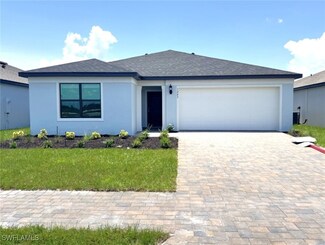 1245 Caloosa Cove Dr, Labelle, FL 33935
