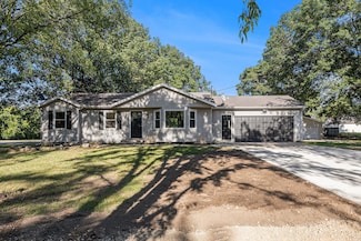 3750 Benjamin Ave NE, Grand Rapids, MI 49525