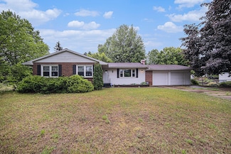 6109 Young Rd, Jackson, MI 49201