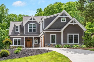 114 Monroe Dr, Ringgold, GA 30736