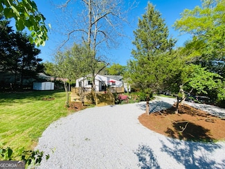 104 Nassau St, Toccoa, GA 30577