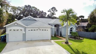 122 Nottingham Rd, Royal Palm Beach, FL 33411