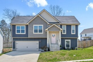 1377 Sussex Dr, Clarksville, TN 37042