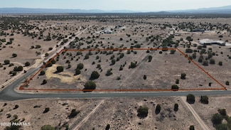 25440 N Upper Verde, Paulden, AZ 86334