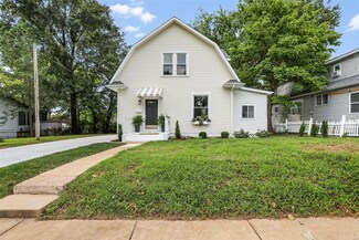 215 Eldridge Ave, Saint Louis, MO 63119