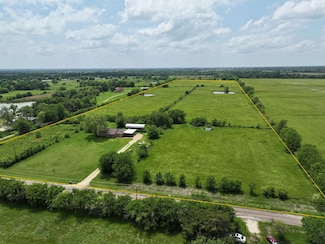 3093 Vz County Road 3504, Wills Point, TX 75169