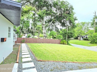 6160 Fordham Cir E, Jacksonville, FL 32217