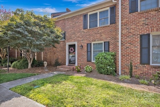 6640 Bunker Hill Cir, Charlotte, NC 28210