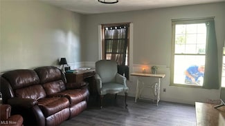 2320 Leetonia Rd, Leetonia, OH 44431