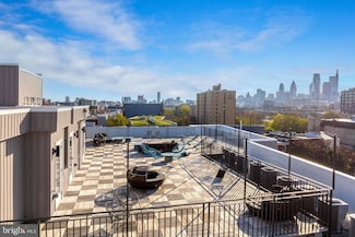 629 W Girard Ave Unit 305, Philadelphia, PA 19123